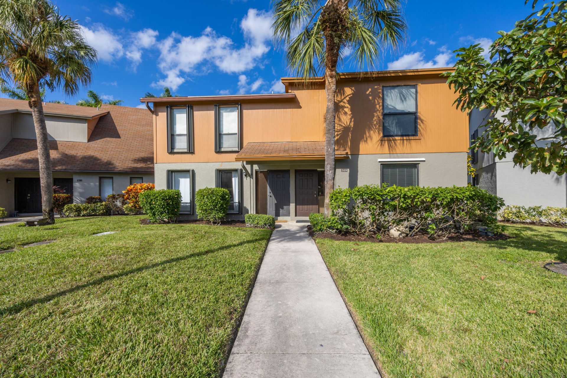 310 Sandtree Drive, Palm Beach Gardens, FL 33403 Photo
