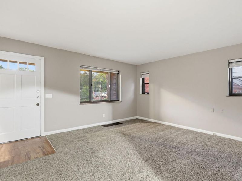 4311 Delridge Drive, Cincinnati, OH 45205 Photo 2
