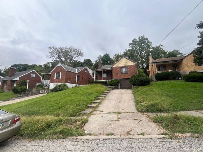 4311 Delridge Drive, Cincinnati, OH 45205 Photo 2