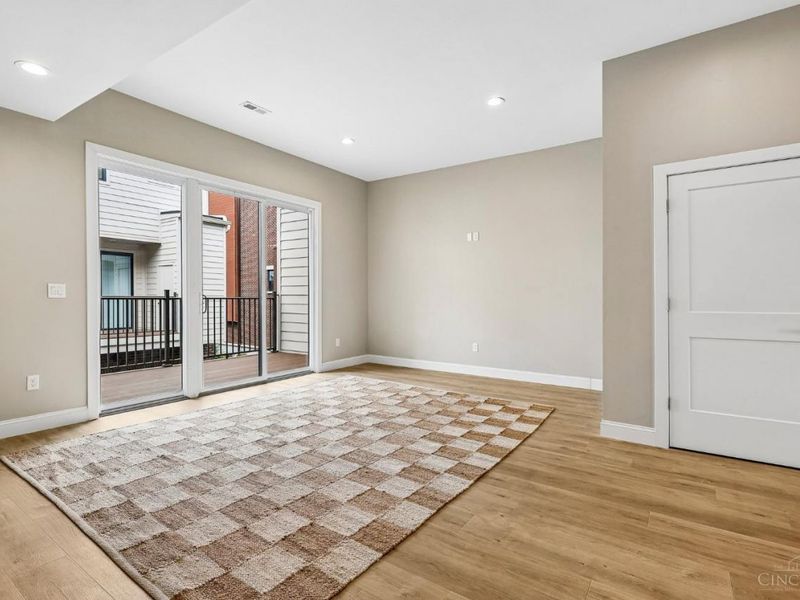 3906 Edwards Road, Unit C, Cincinnati, OH 45209 Photo 22
