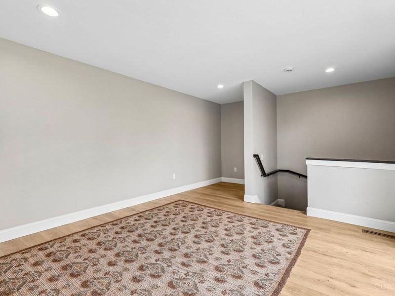 3906 Edwards Road, Unit C, Cincinnati, OH 45209 Photo 36