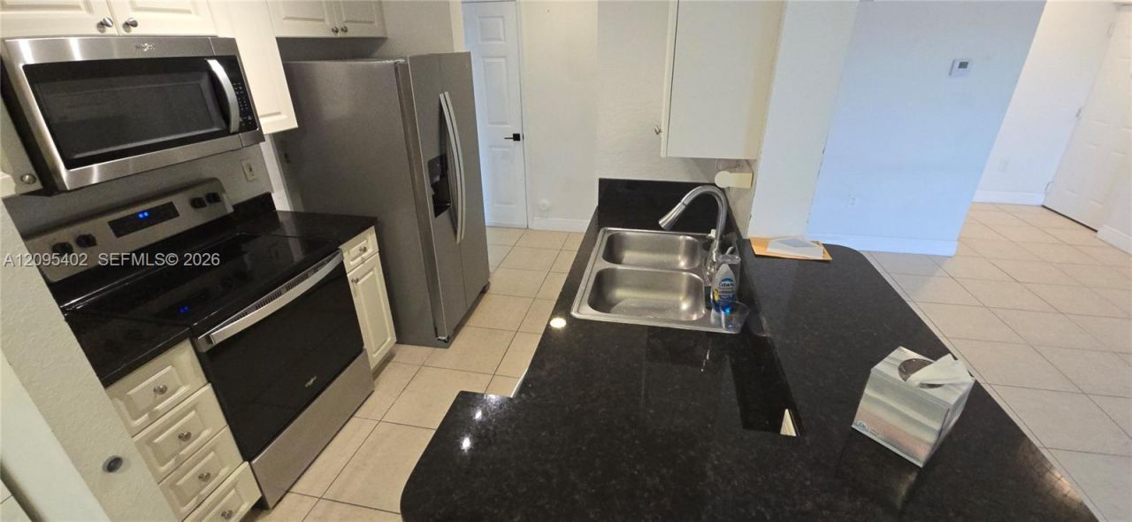 21000 SW 87th Ave , Unit 308, Cutler Bay, FL 33189 Photo