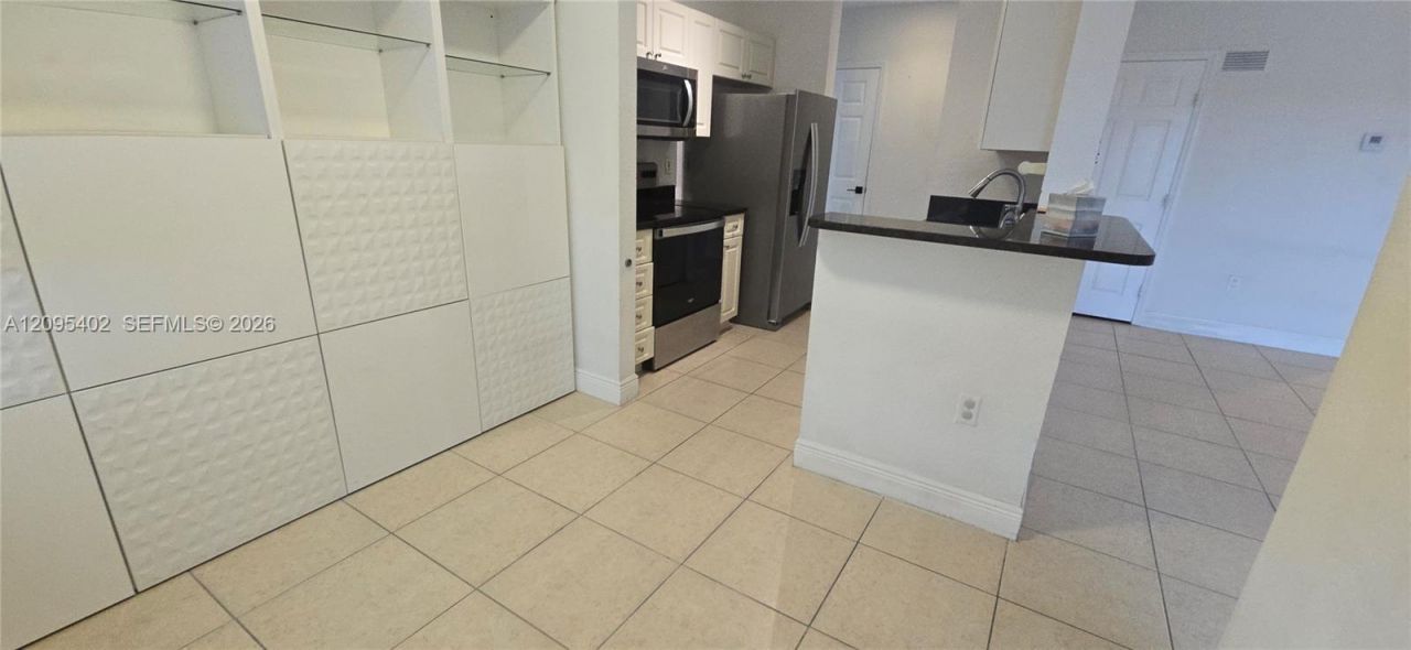 21000 SW 87th Ave , Unit 308, Cutler Bay, FL 33189 Photo