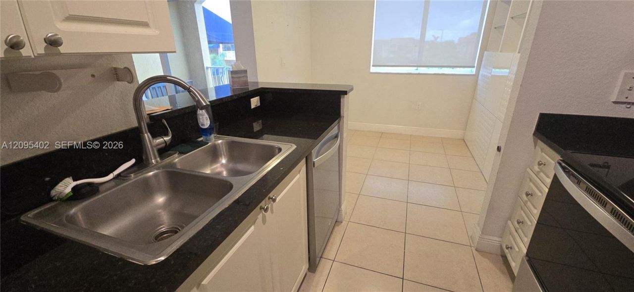 21000 SW 87th Ave , Unit 308, Cutler Bay, FL 33189 Photo