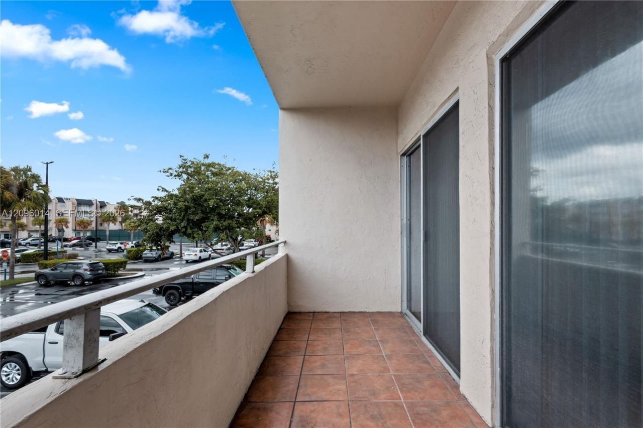 7747 SW 86th St , Unit D-210, Miami, FL 33143 Photo