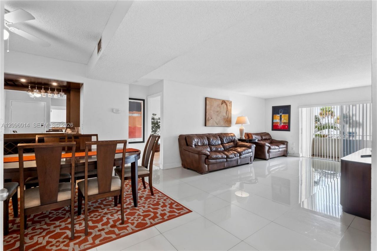 7747 SW 86th St , Unit D-210, Miami, FL 33143 Photo