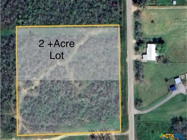 650 Mcknight Road , Seguin, TX 78155