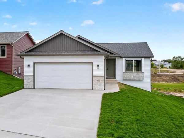 6152 Cody Lane NW, Rochester, MN 55901