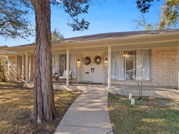 607 Parkwood Circle, Duncanville, TX 75116