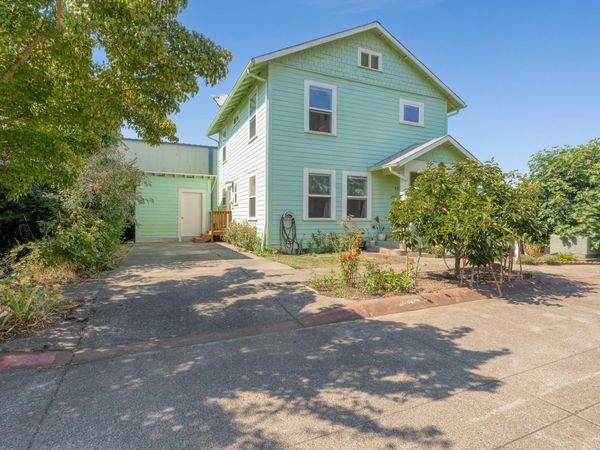 554 SW B Av, Corvallis, OR 97333