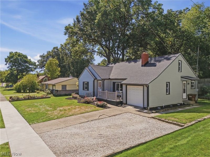 419 17th Street NE, Massillon, OH 44646 Photo 3