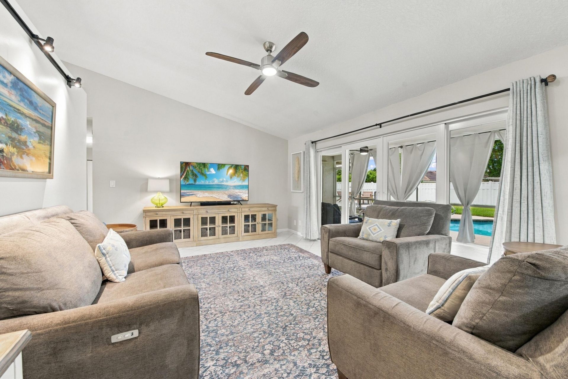 626 NW 100th Way, Coral Springs, FL 33071 Photo