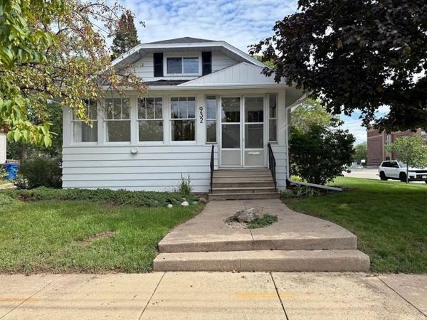 932 Sawyer Street, Oshkosh, WI 65250