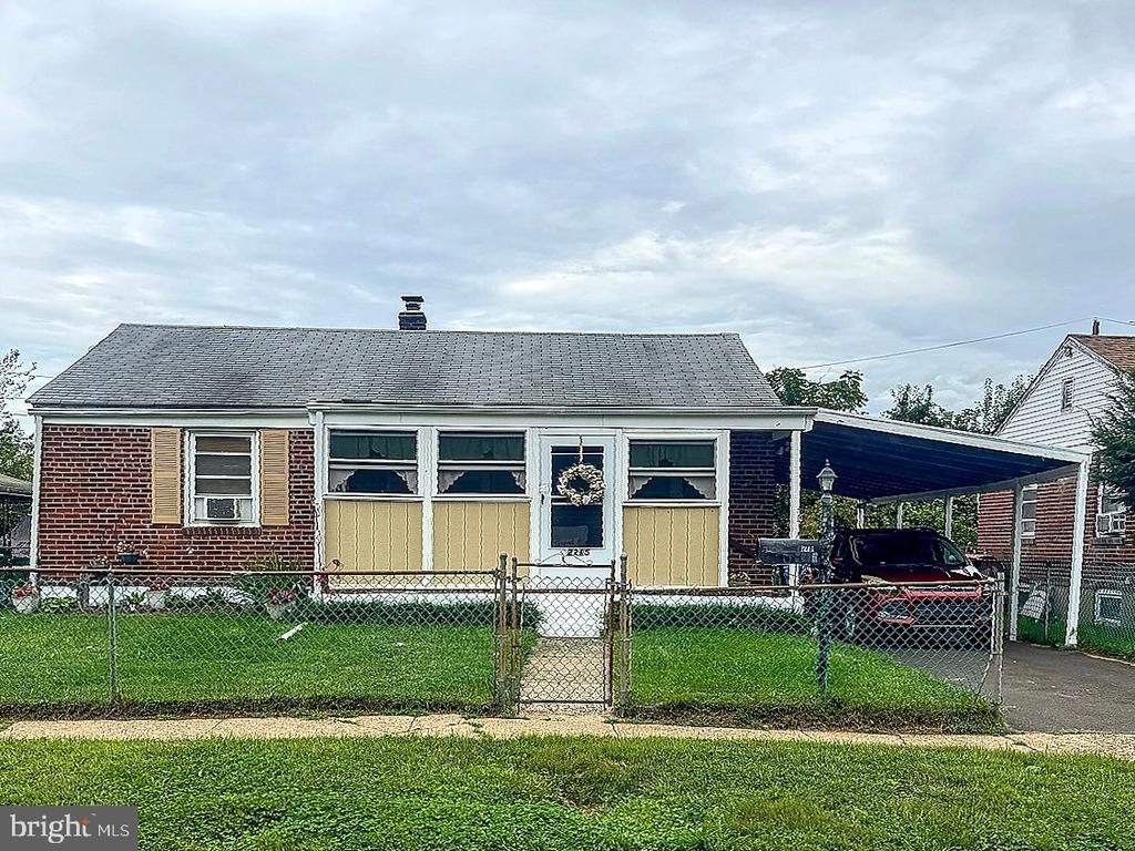 2215 AIRACOBRA STREET , LEVITTOWN, PA 19057