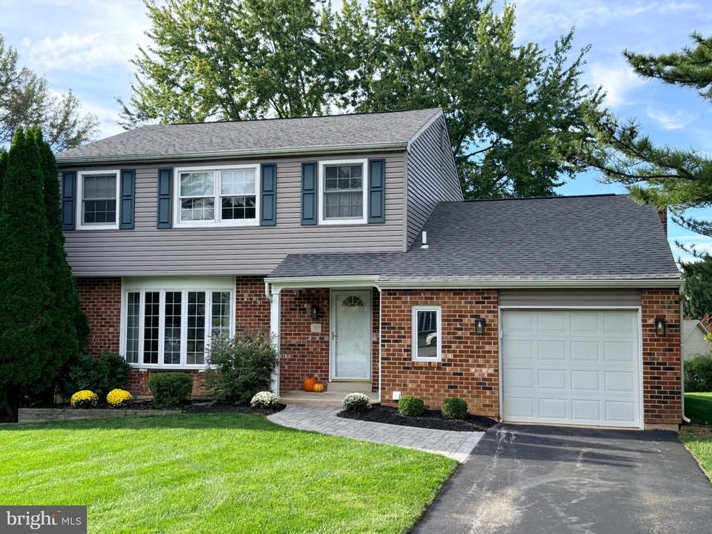 108 W GLAMORGAN COURT , EXTON, PA 19341