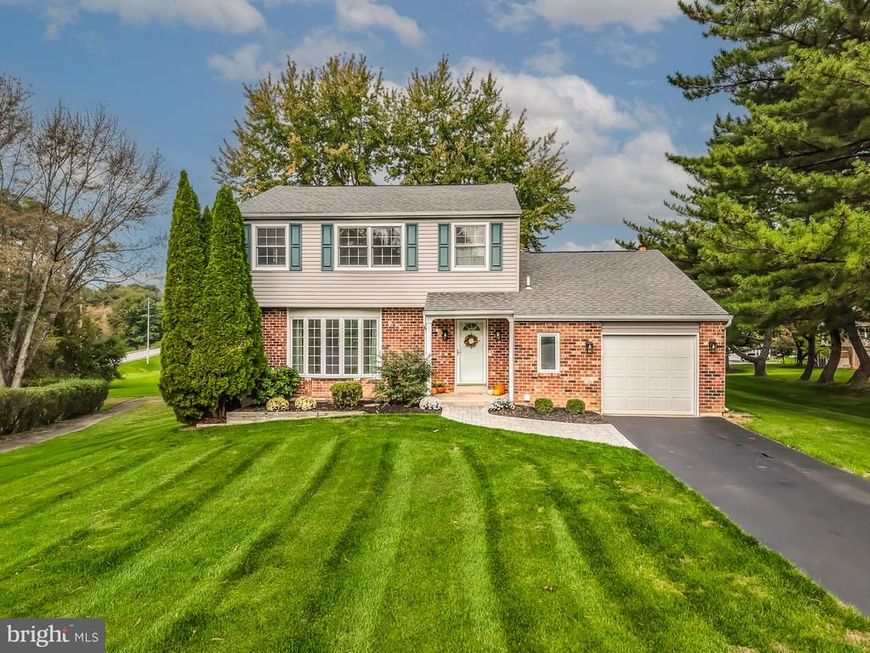 108 W Glamorgan Court, Exton, PA 19341 Main Photo