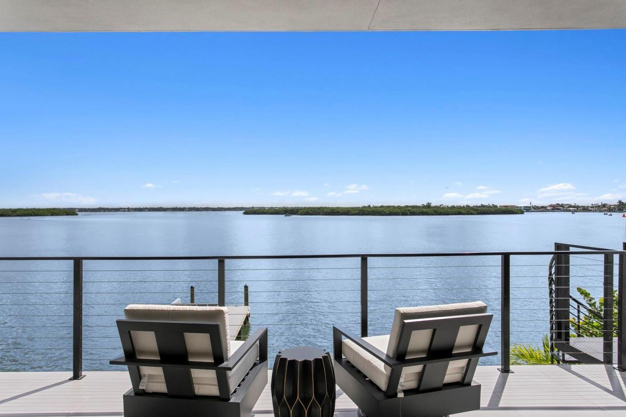 445 129th Avenue E, Madeira Beach, FL 33708 Photo