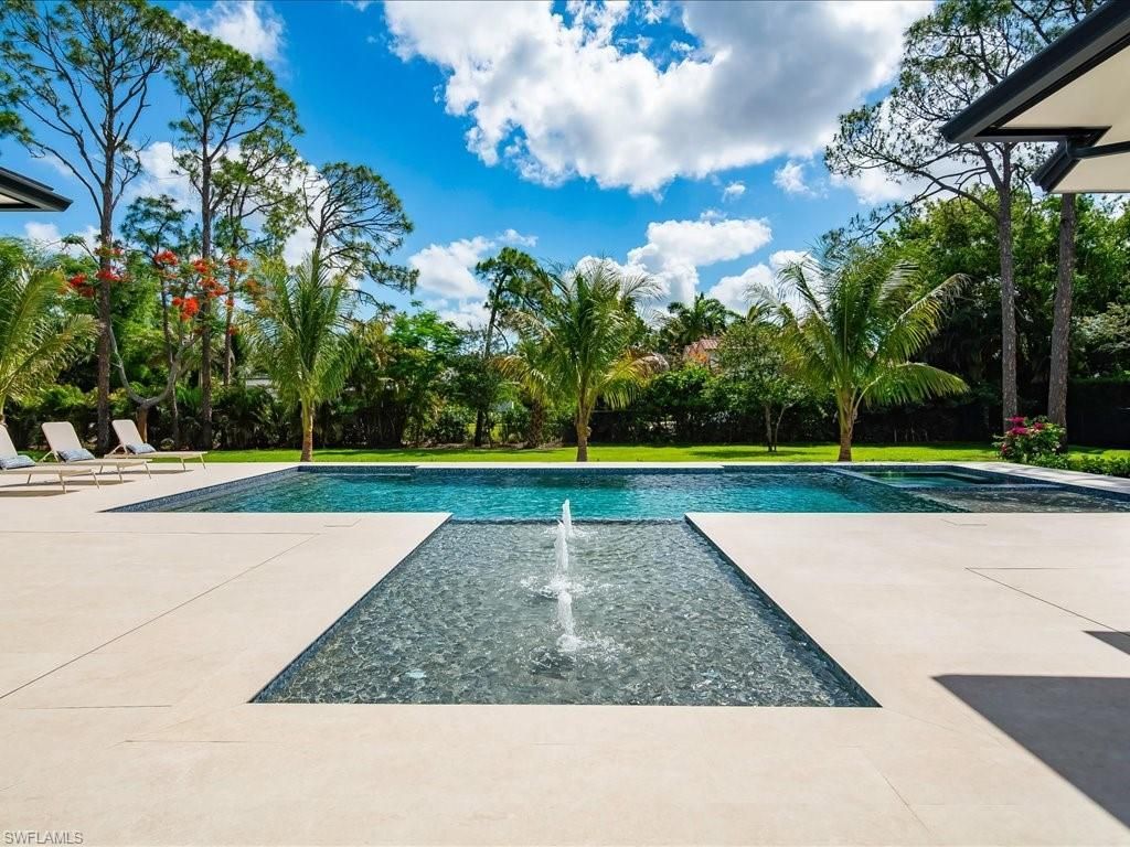 500 Ridge Dr , Naples, FL 34108 Photo