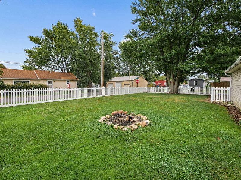 11414 Hiawatha Path, Lakeview, OH 43331 Photo 44