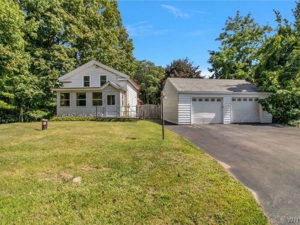 12140 Old Main Road, Silver Creek, NY 14136