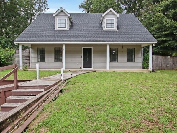 128 Richmond Road, Daphne, AL 36526