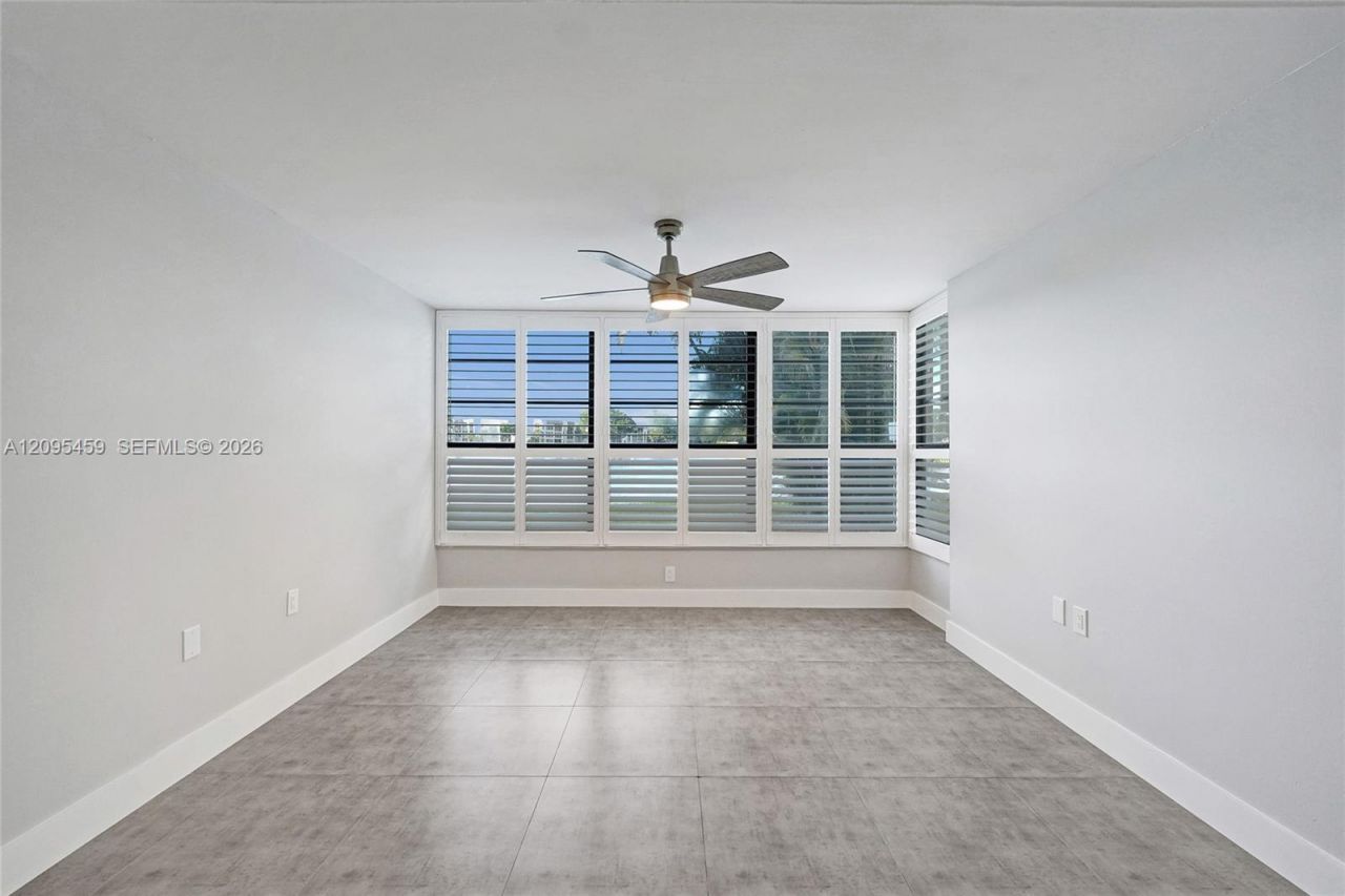 1522 Whitehall Dr , Unit 106, Davie, FL 33324 Photo