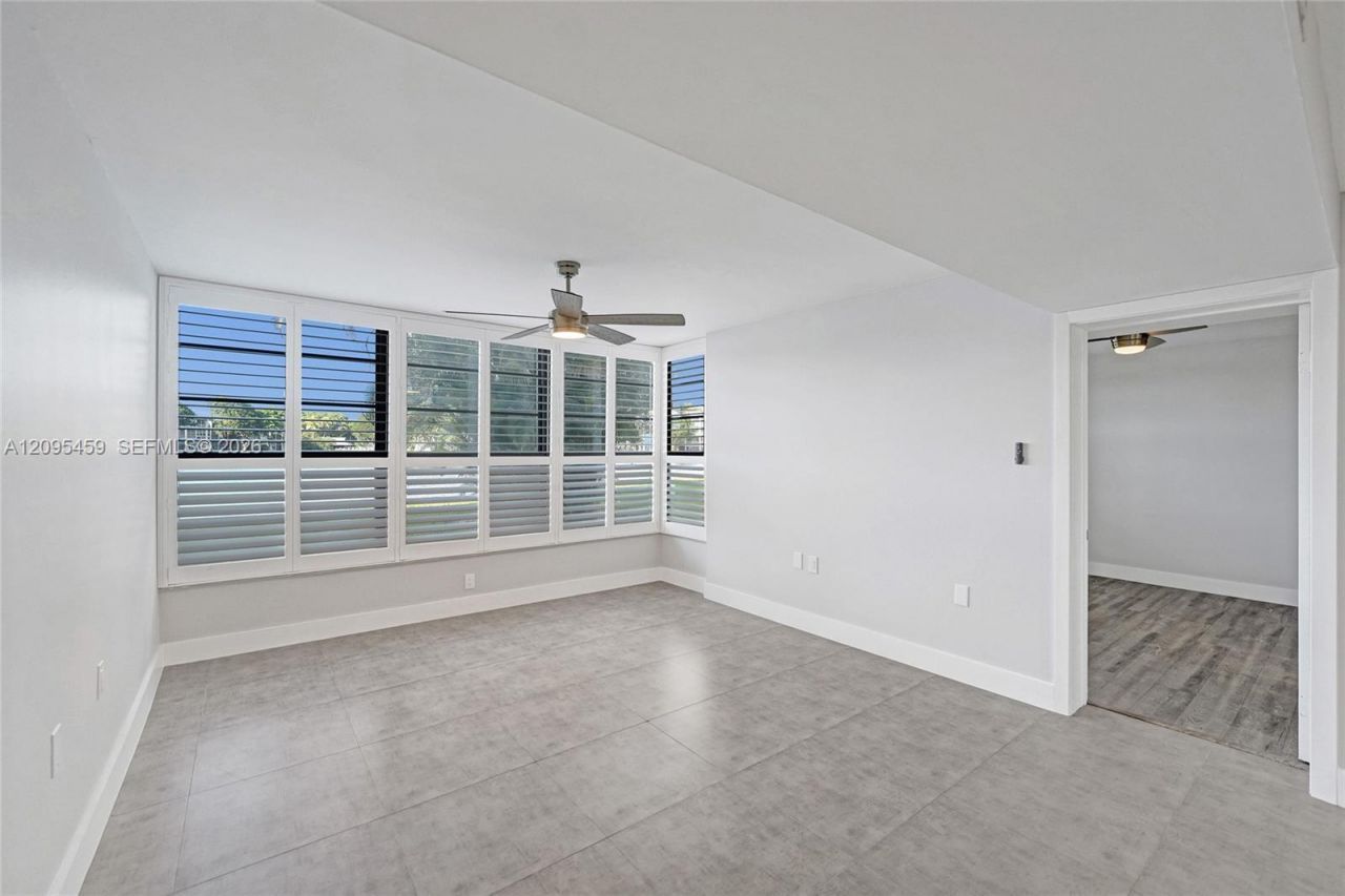 1522 Whitehall Dr , Unit 106, Davie, FL 33324 Photo