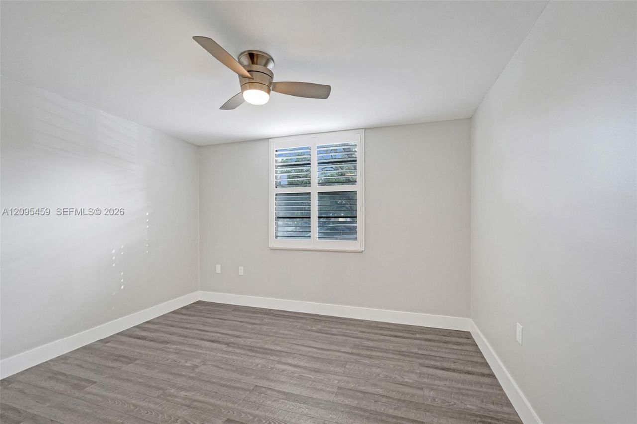 1522 Whitehall Dr , Unit 106, Davie, FL 33324 Photo