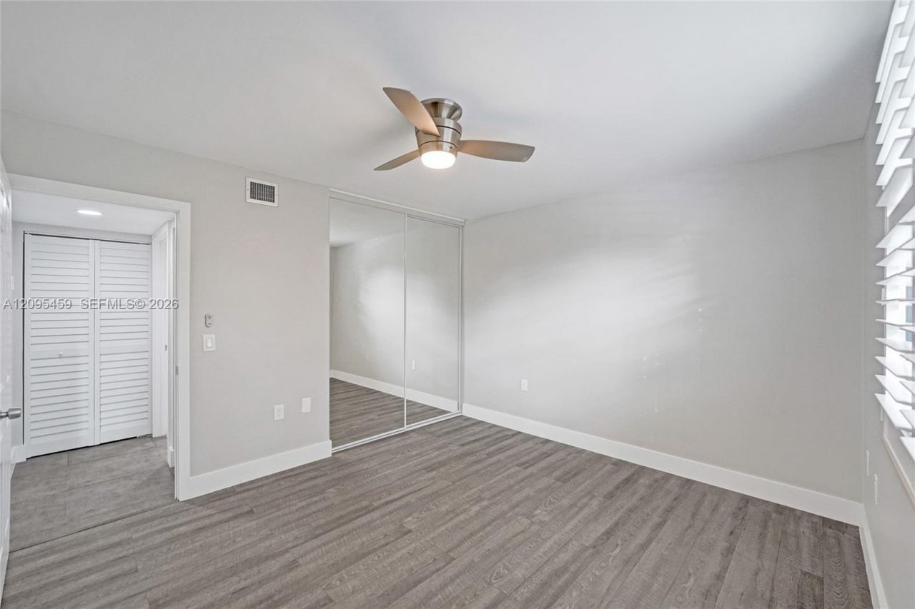 1522 Whitehall Dr , Unit 106, Davie, FL 33324 Photo