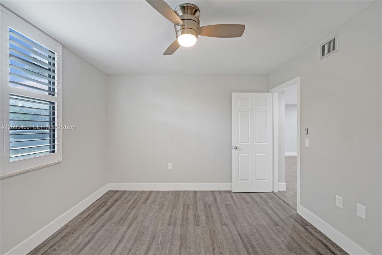 1522 Whitehall Dr , Unit 106, Davie, FL 33324 Photo