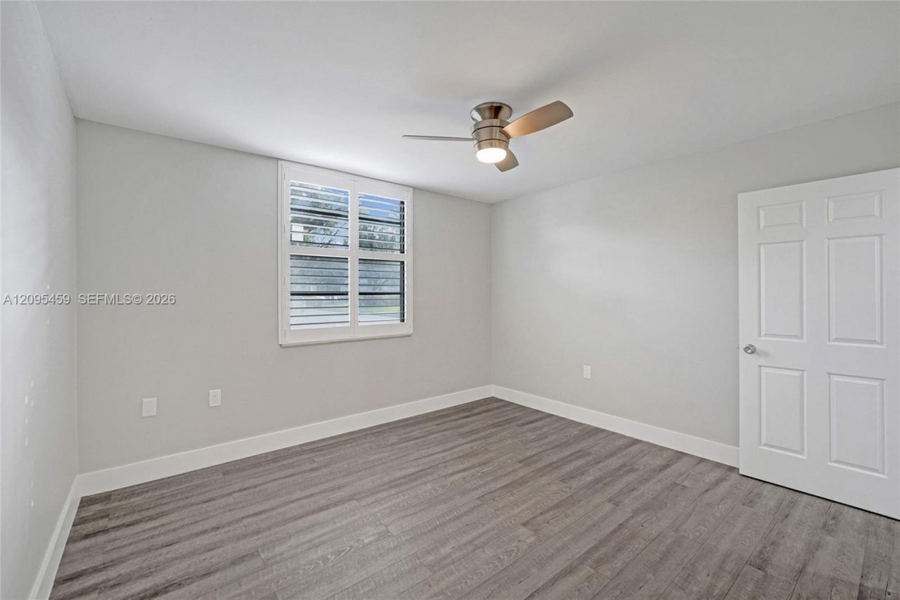 1522 Whitehall Dr , Unit 106, Davie, FL 33324 Photo