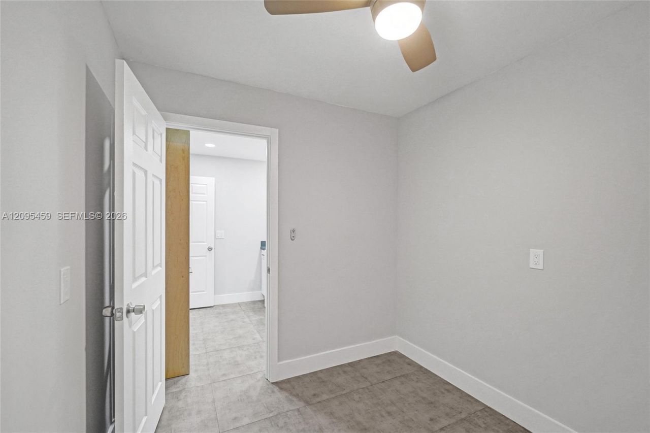1522 Whitehall Dr , Unit 106, Davie, FL 33324 Photo