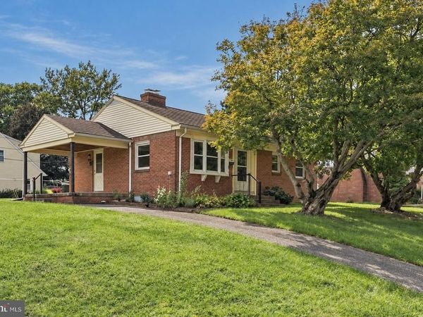 2240 NEW STREET , EAST PETERSBURG, PA 17520