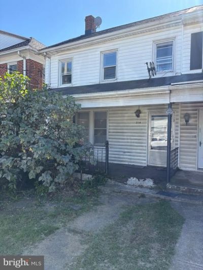 284 N MAIN STREET , RED LION, PA 17356