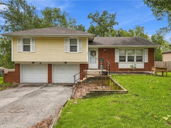 721 S Hudson Street, Buckner, MO 64016