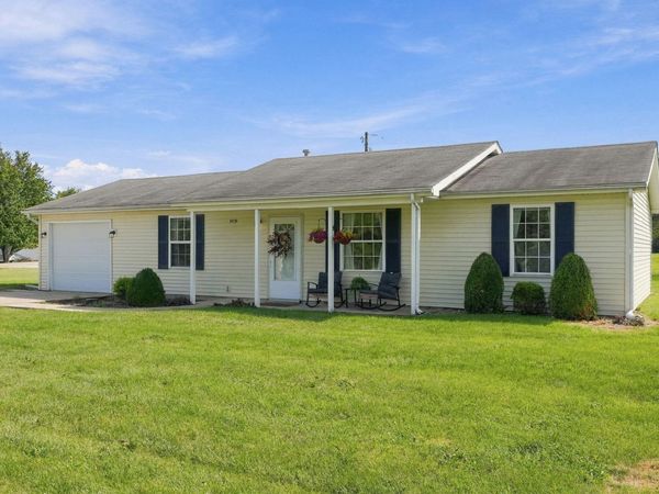 9239 Lilac Lane, Cromwell, IN 46732