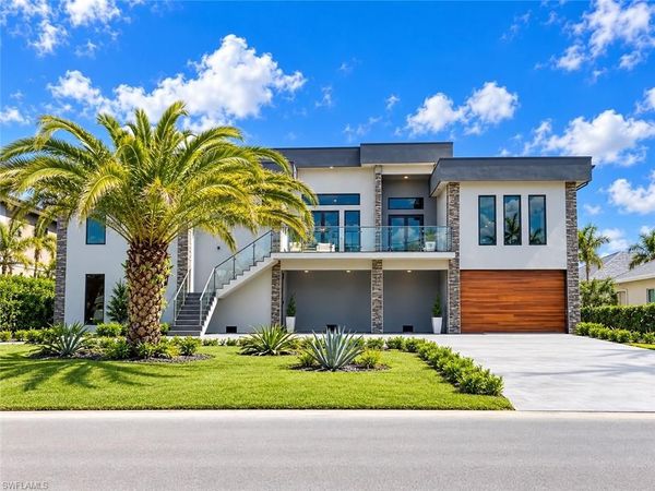 141 E North Shore AVE , NORTH FORT MYERS, FL 33917