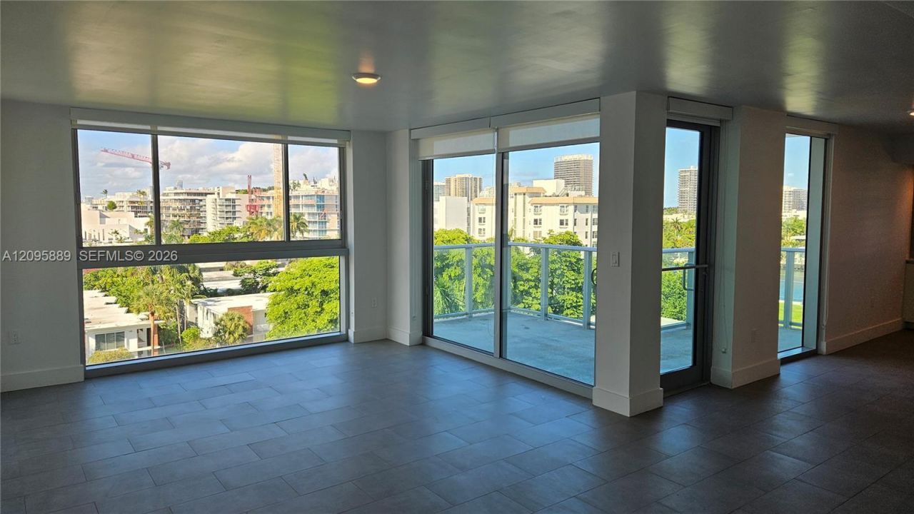 1025 92nd St, Unit 804, Bay Harbor Islands, FL 33154 Photo