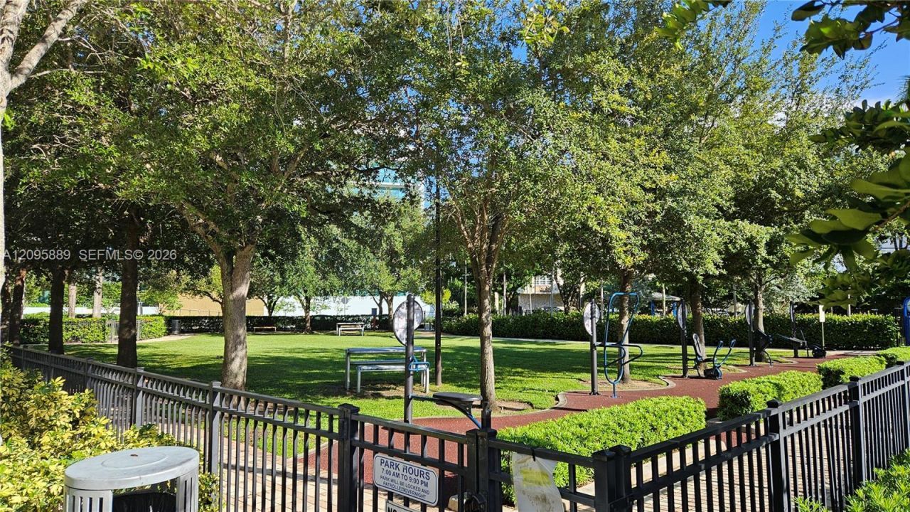 1025 92nd St, Unit 804, Bay Harbor Islands, FL 33154 Photo
