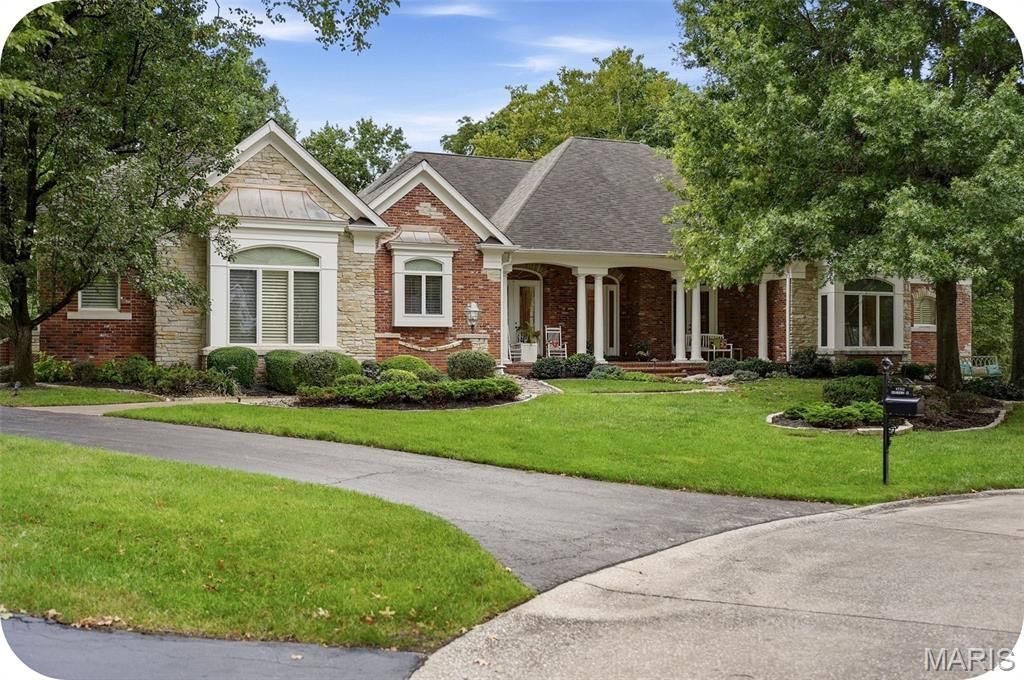 17712 Sugarberry Court, Chesterfield, MO 63005 Main Photo