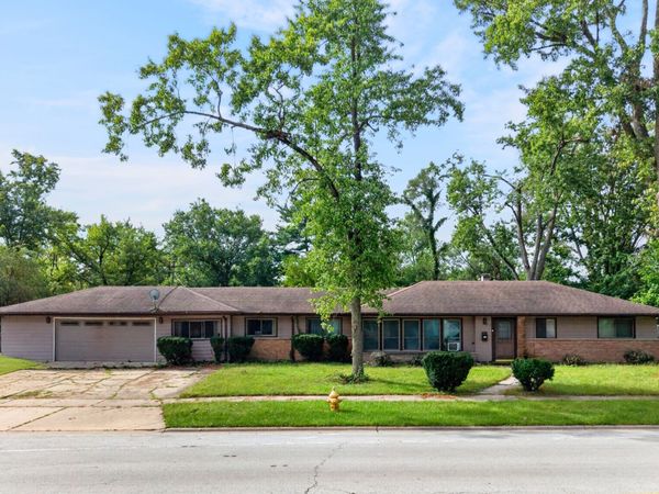 73 Blackhawk Drive , Park Forest, IL 60466