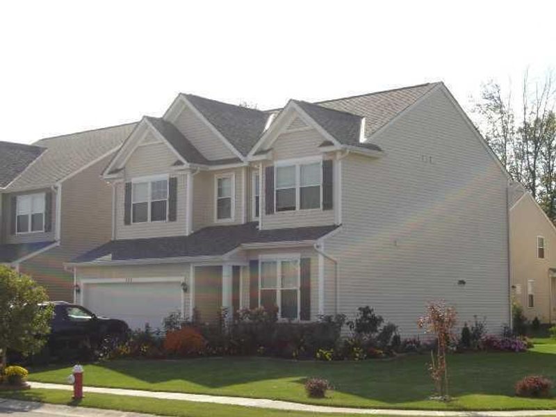 2715 Rinaldi Drive, Columbus, OH 43219 Photo 2