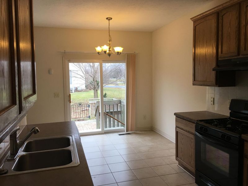 2715 Rinaldi Drive, Columbus, OH 43219 Photo 5