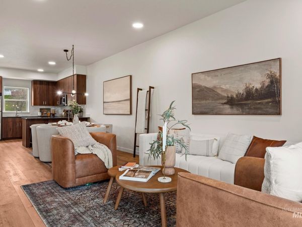 7422 W Swain Lane, Garden City, ID 83714