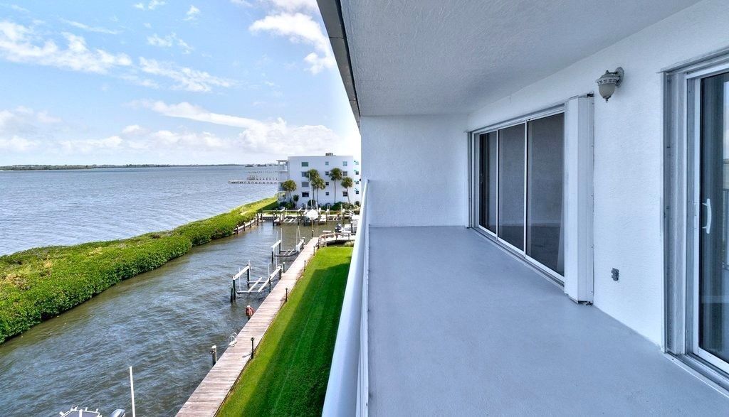 6055 N River Run Drive , Unit 6055, Sebastian, FL 32958 Photo