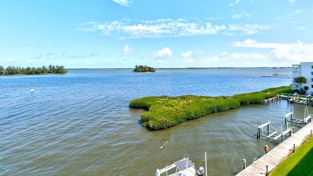 6055 N River Run Drive , Unit 6055, Sebastian, FL 32958 Photo