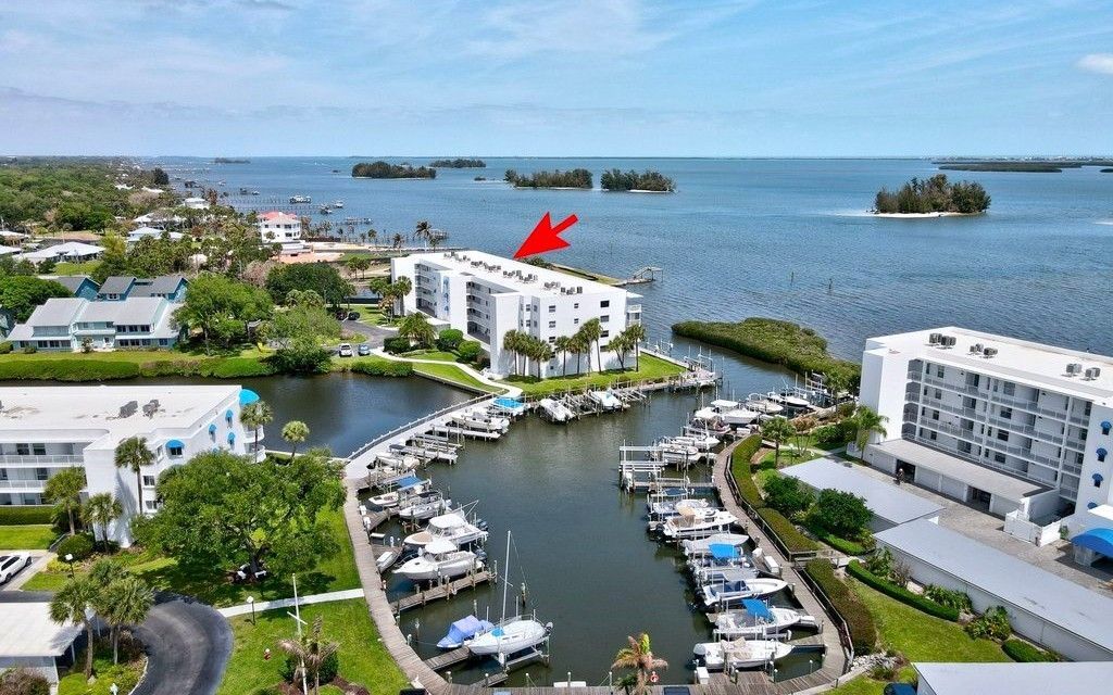 6055 N River Run Drive , Unit 6055, Sebastian, FL 32958 Photo