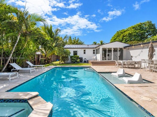 119 NW 110th St , Miami Shores, FL 33168