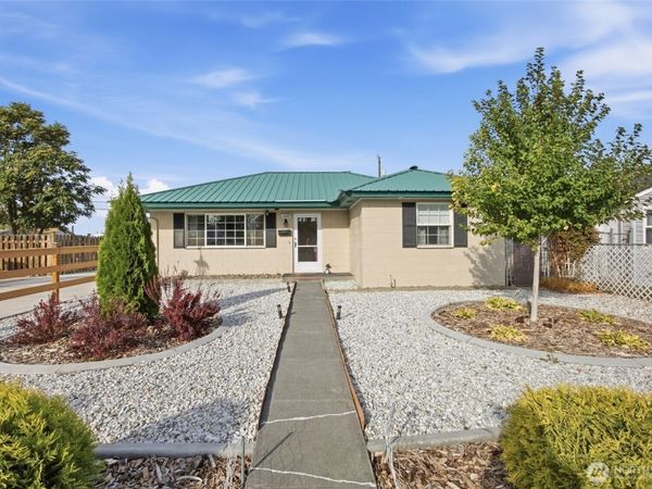 1442 W Lee Street , Moses Lake, WA 98837