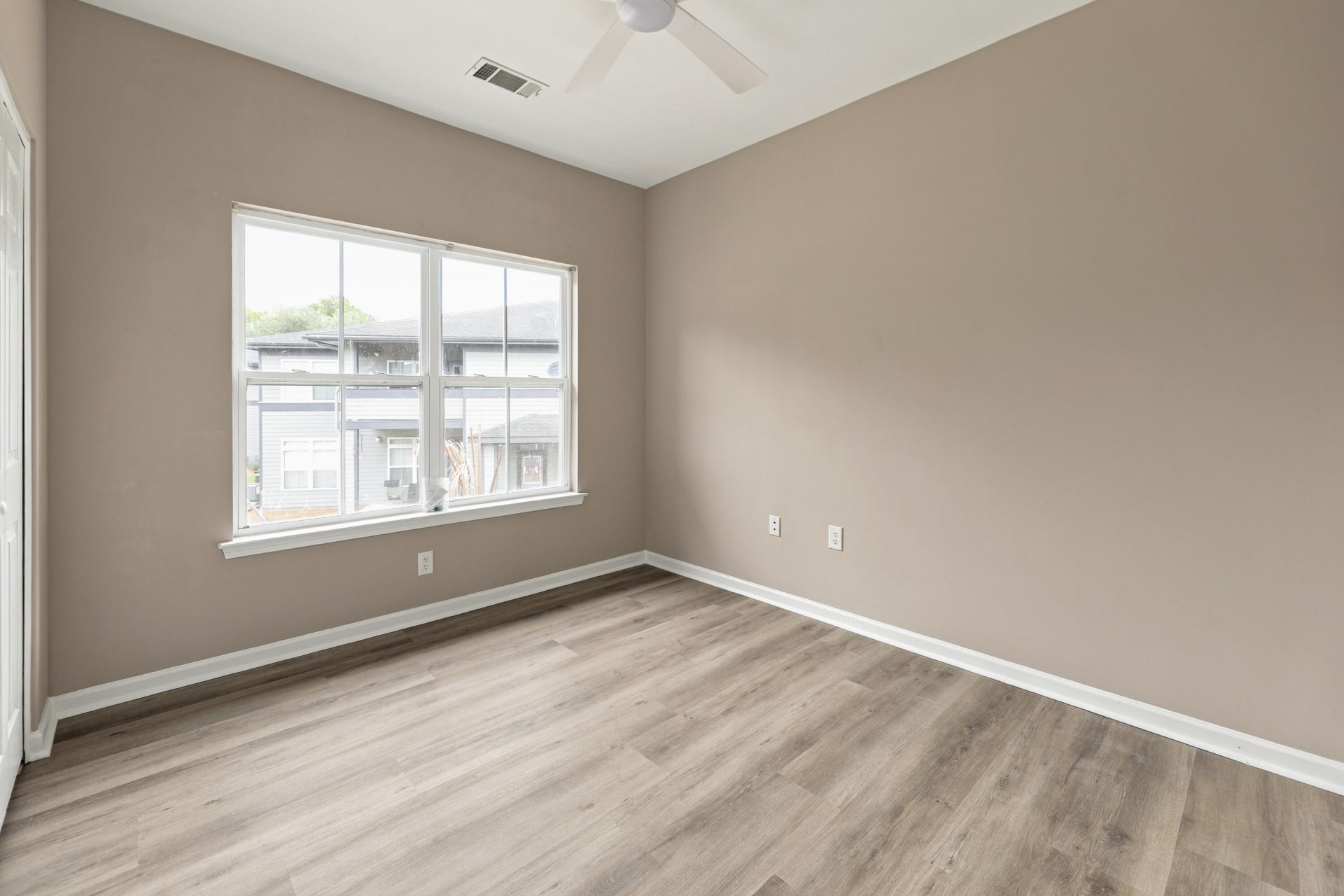 3304 Mariners Way Photo 14